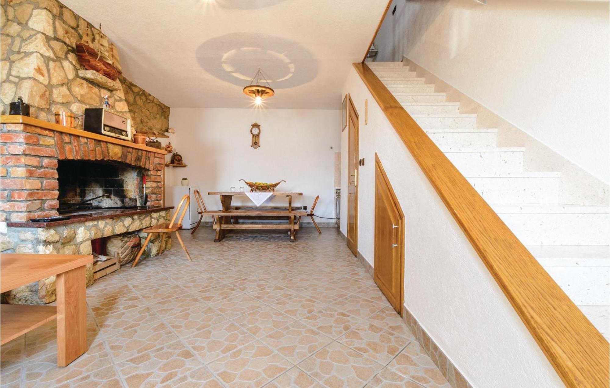 1 Bedroom Gorgeous Home In Slivno Klek Kültér fotó